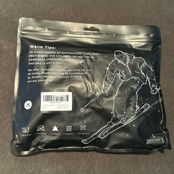 Kids Unisex Winter Snow Ski Socks 2 Pairs Reindeer Design Size Small NEW - Picture 4 of 5